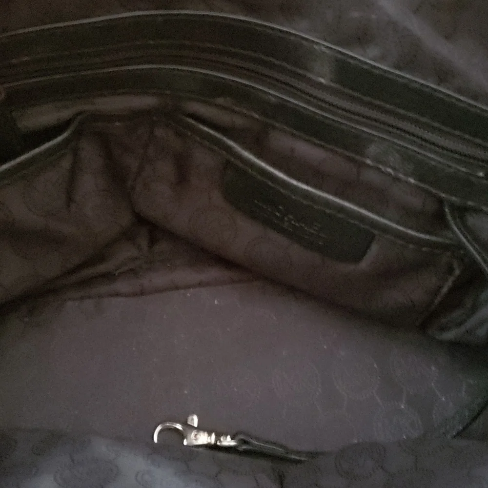 Michael Kors handbag - Picture 4 of 6